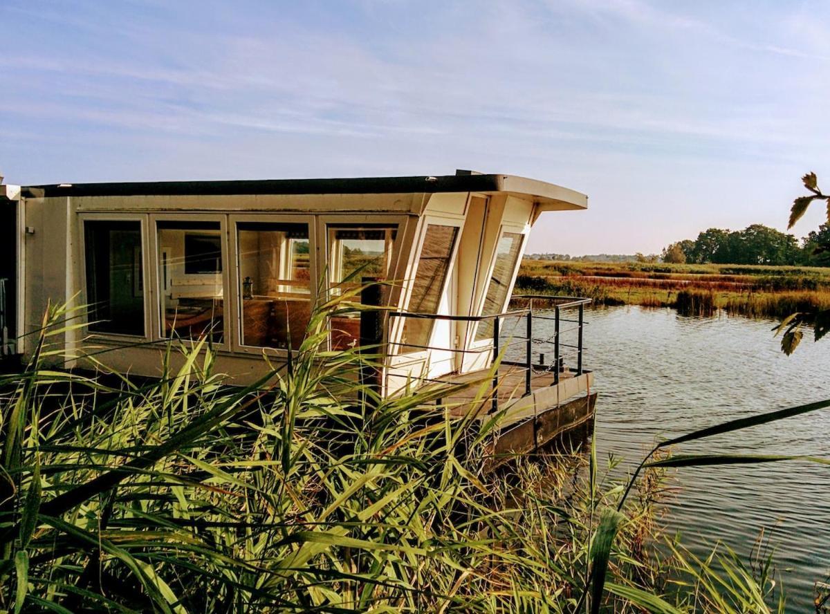 Urlauberschiff Neptun Im Ostseebad Prerow Exterior foto